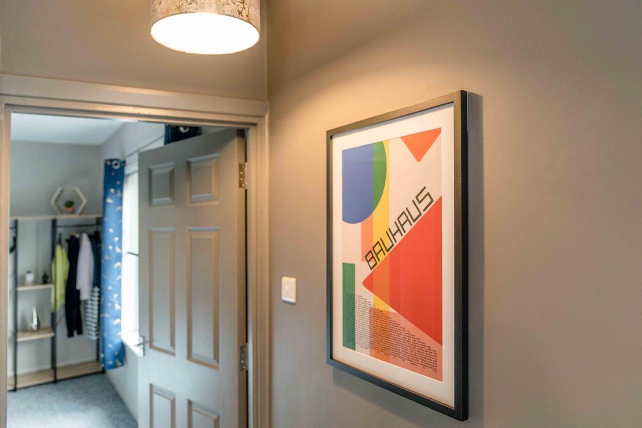 The Exchange Apartments With Permit Parking Tewkesbury Bagian luar foto