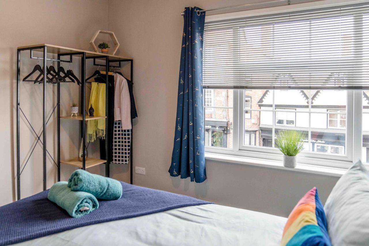 The Exchange Apartments With Permit Parking Tewkesbury Bagian luar foto