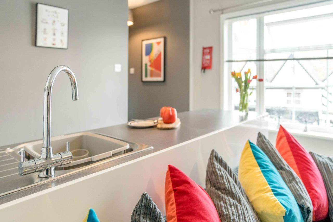 The Exchange Apartments With Permit Parking Tewkesbury Bagian luar foto