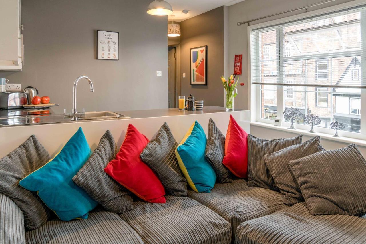 The Exchange Apartments With Permit Parking Tewkesbury Bagian luar foto